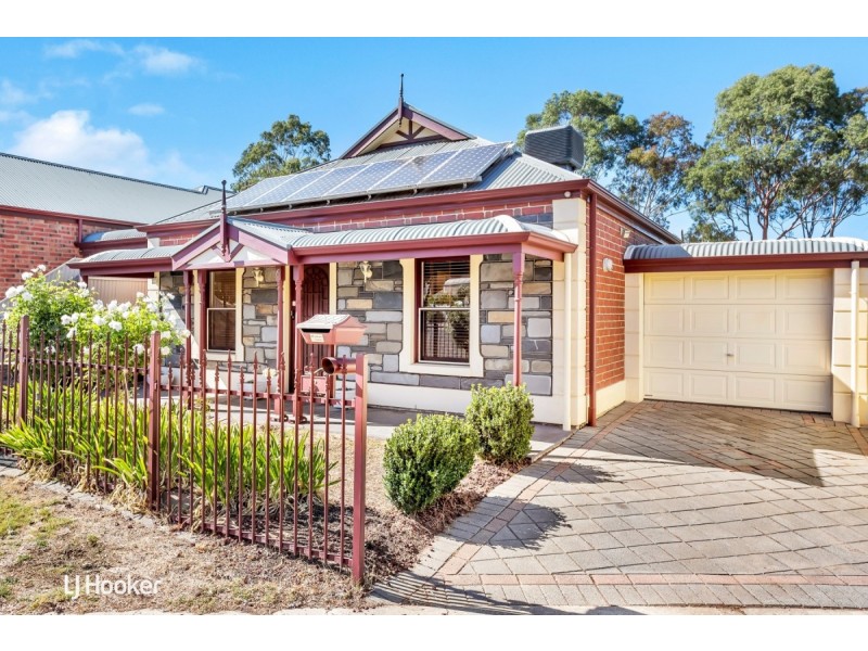 6 Sinclairs Walk, Greenwith SA 5125