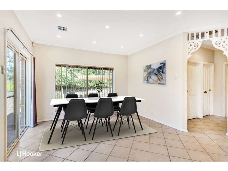 6 Sinclairs Walk, Greenwith SA 5125