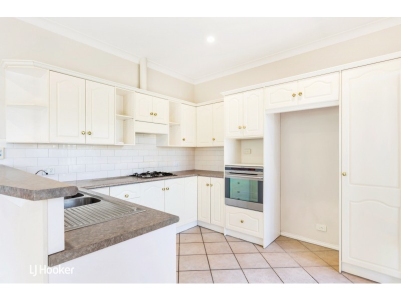 6 Sinclairs Walk, Greenwith SA 5125