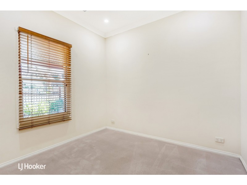 6 Sinclairs Walk, Greenwith SA 5125