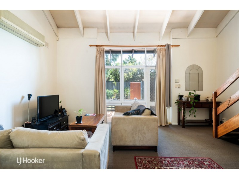 10/4 Fisher Street, Felixstow SA 5070