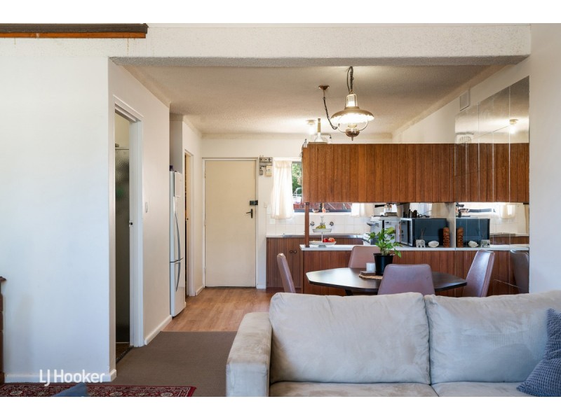 10/4 Fisher Street, Felixstow SA 5070