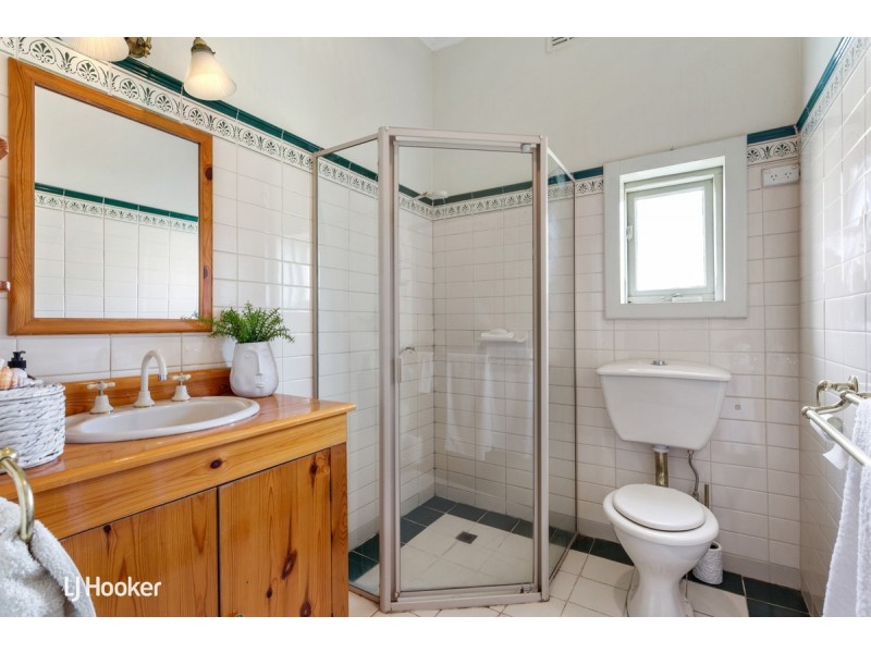 17 Fourth Avenue, St Morris SA 5068