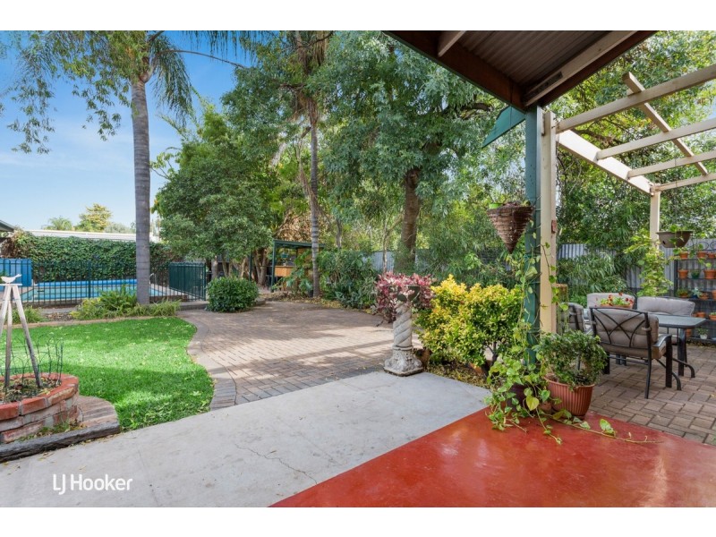 17 Fourth Avenue, St Morris SA 5068