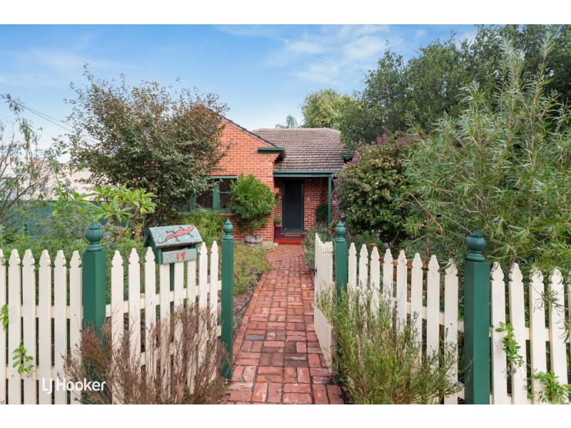 17 Fourth Avenue, St Morris SA 5068