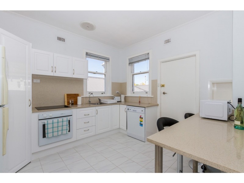 2/125 Jeffcott Street, North Adelaide SA 5006