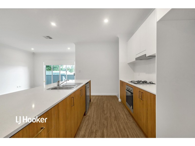 2/185A States Road, Morphett Vale SA 5162