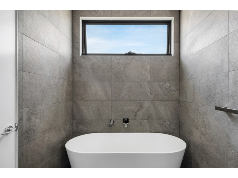 13 Stoneybrook Drive, Paradise SA 5075