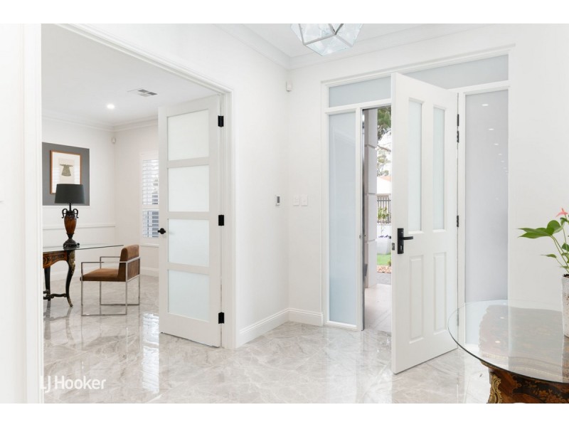 34 Shakespeare Avenue, Tranmere SA 5073