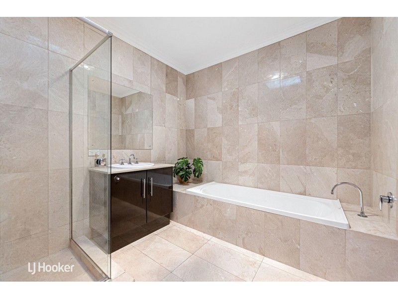 1/160 Ashbrook Avenue, Trinity Gardens SA 5068