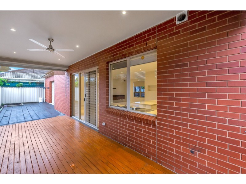 8 Scarratt Avenue, Firle SA 5070