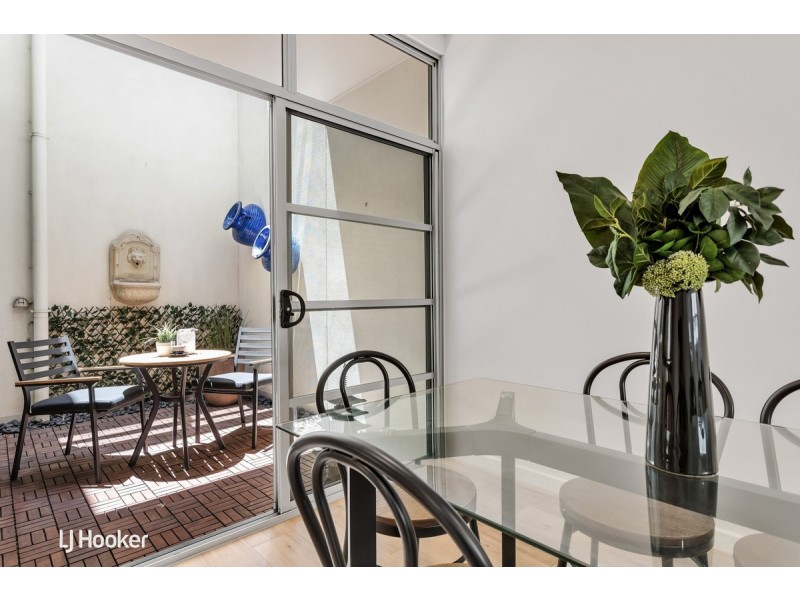 8 Vicars Lane, Adelaide SA 5000