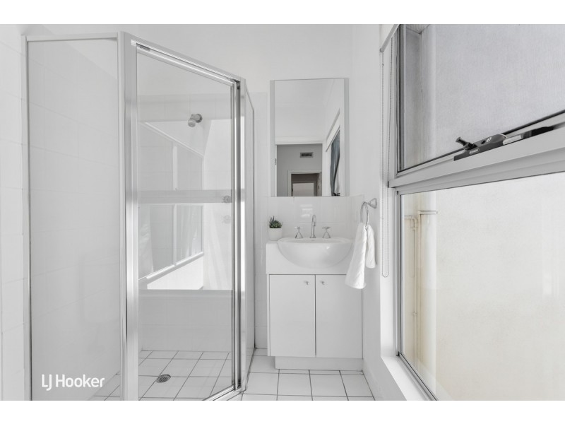 8 Vicars Lane, Adelaide SA 5000