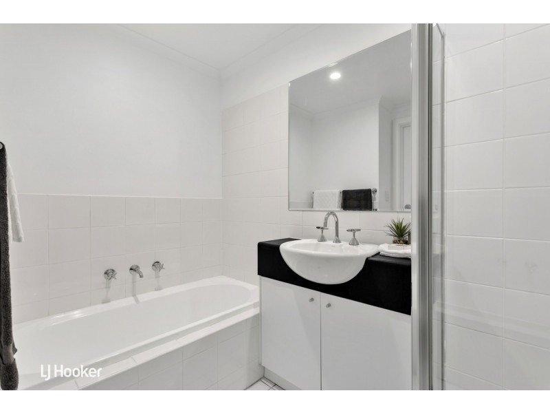 8 Vicars Lane, Adelaide SA 5000