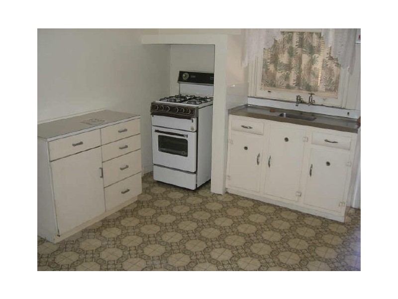 14 Tenth Avenue, St Peters SA 5069