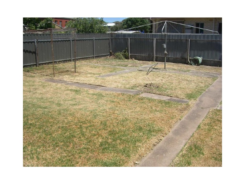 14 Tenth Avenue, St Peters SA 5069