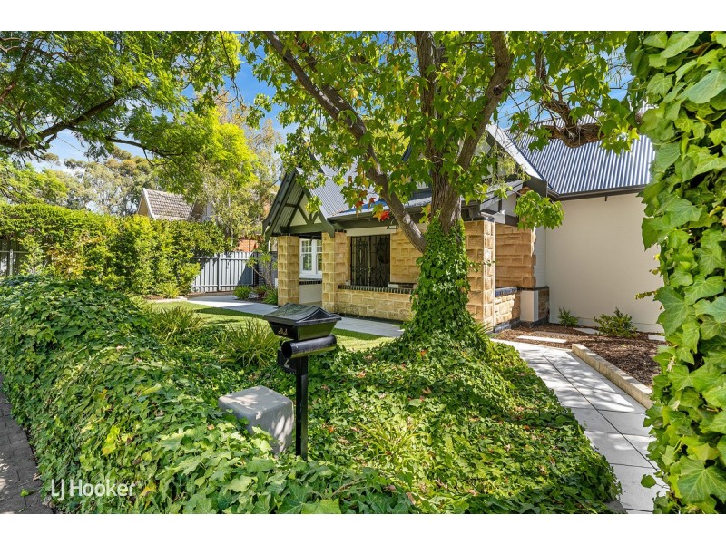 2 Braeside Avenue, Myrtle Bank SA 5064