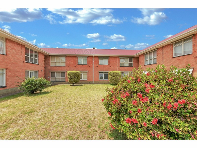 4/6 Byron Street, Glenelg SA 5045