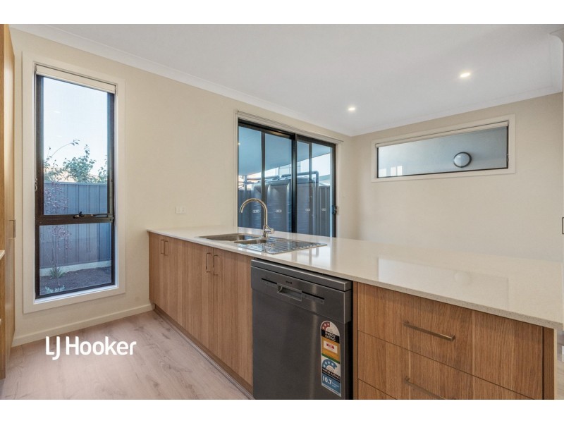 6 Pine Street, Campbelltown SA 5074