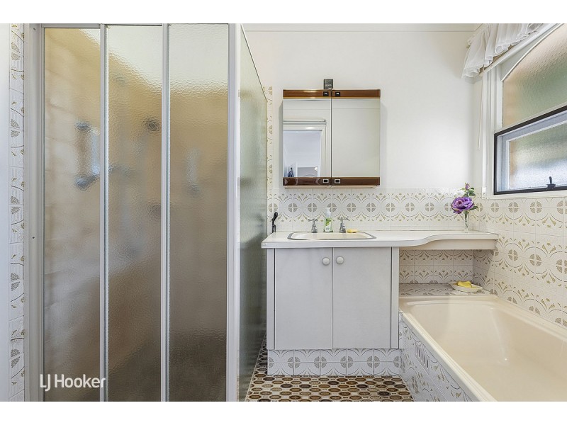 2 Elmwood Avenue, Paradise SA 5075