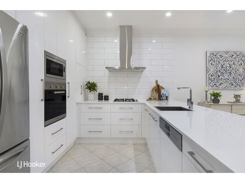 8 Gordon Avenue, Rostrevor SA 5073