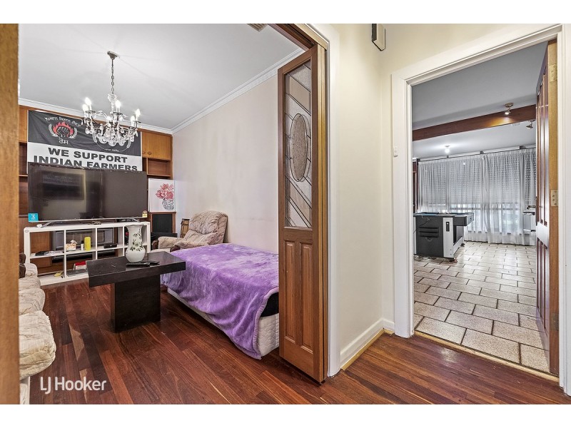 24 Sare Street, Hectorville SA 5073