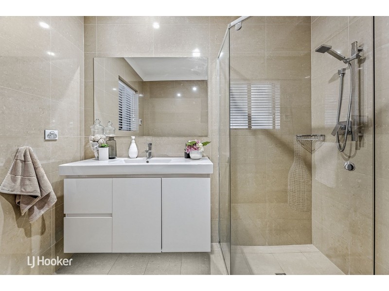 8 William Street, Houghton SA 5131