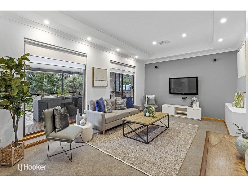 8 William Street, Houghton SA 5131