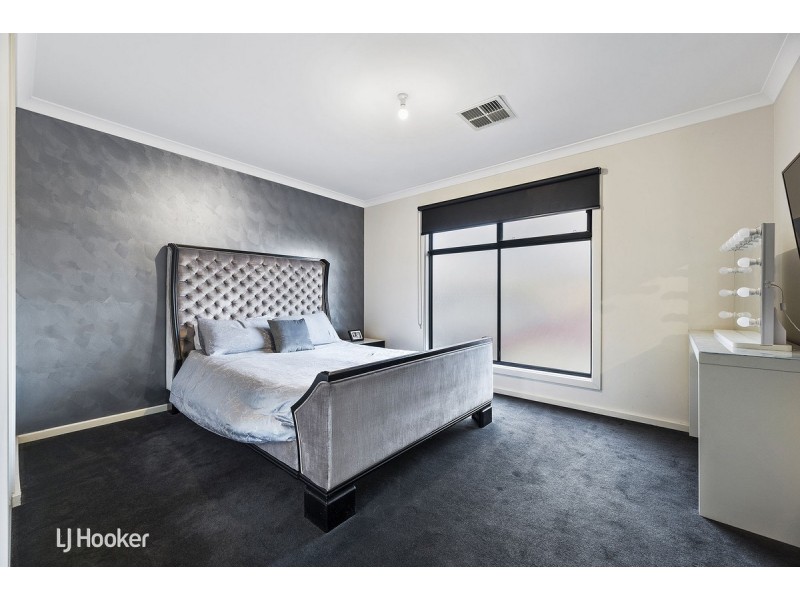 4 Empress Court, Mawson Lakes SA 5095