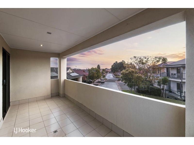 4 Empress Court, Mawson Lakes SA 5095