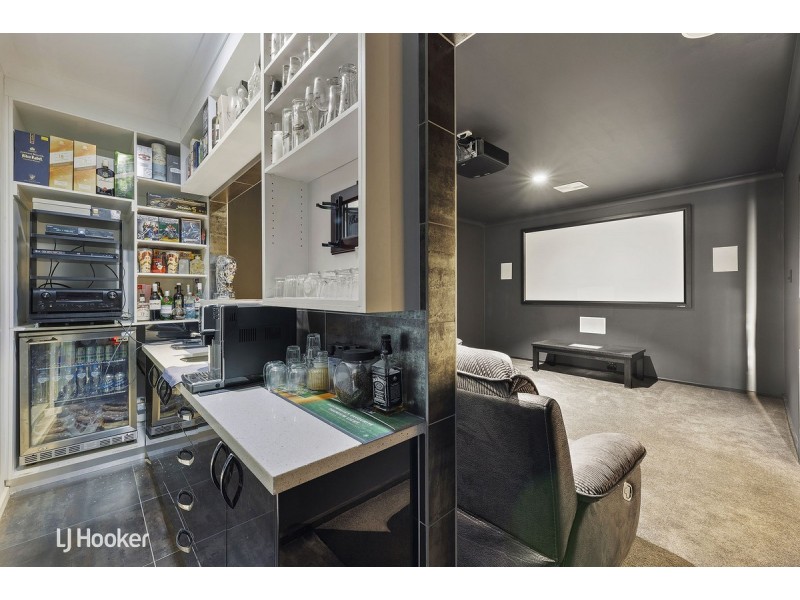 4 Empress Court, Mawson Lakes SA 5095