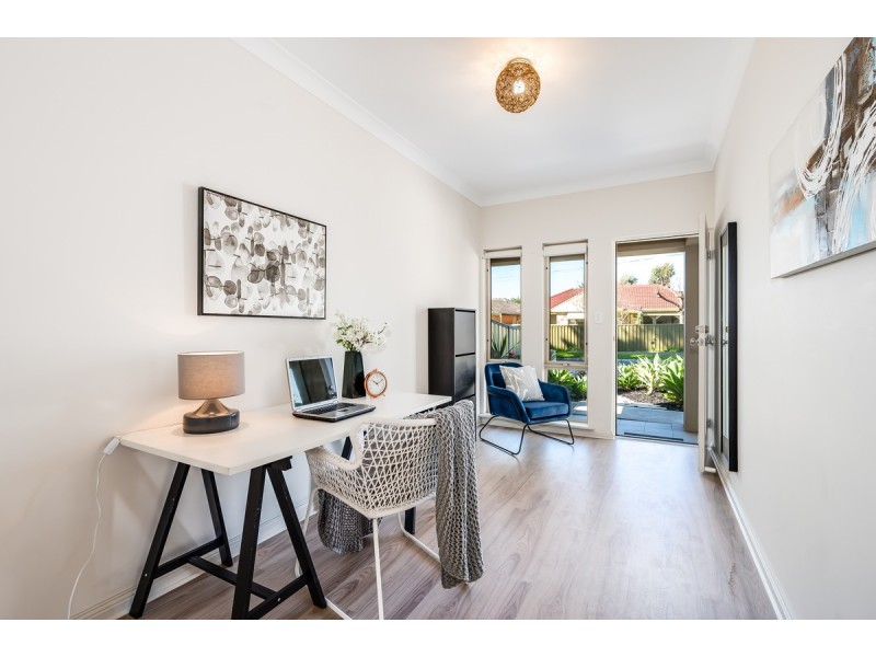 24a Edmund Avenue, Paradise SA 5075