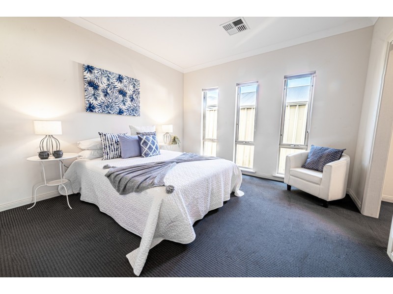 24a Edmund Avenue, Paradise SA 5075