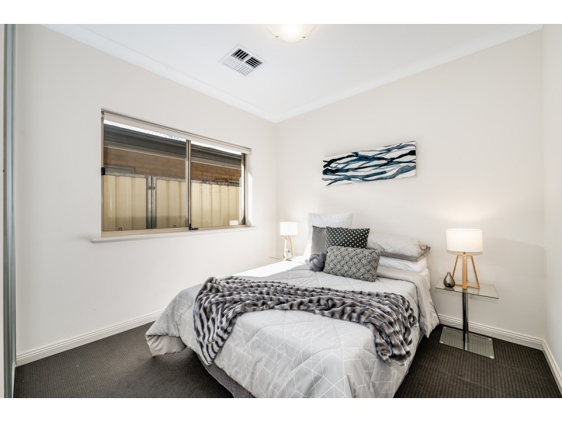 24a Edmund Avenue, Paradise SA 5075