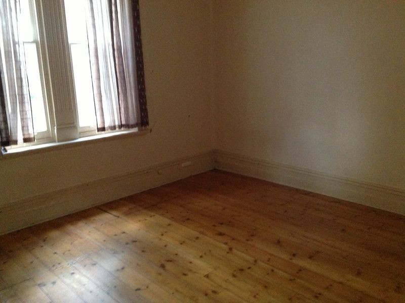 27 Fourth Avenue, St Peters SA 5069