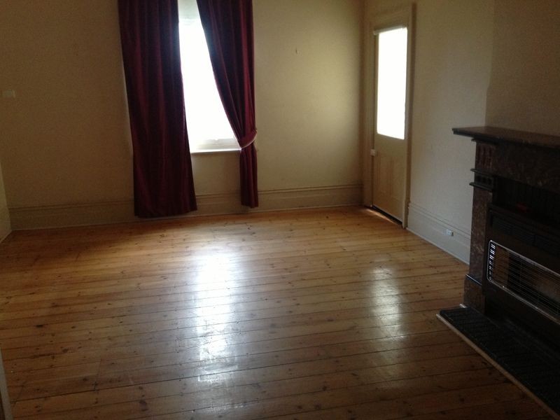 27 Fourth Avenue, St Peters SA 5069