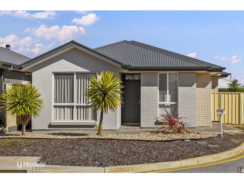 1/11 Deck Crescent, Seaford Meadows SA 5169