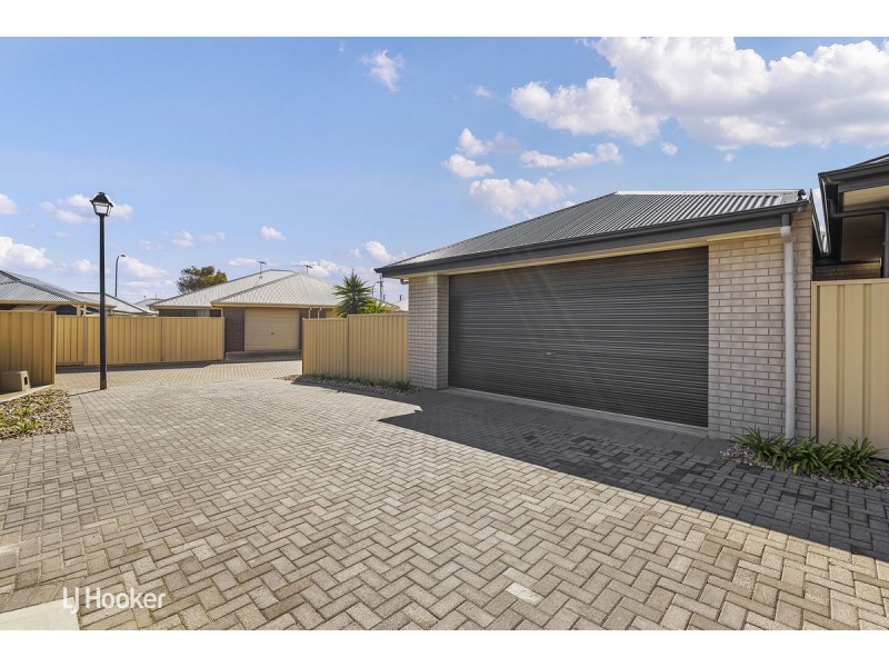 1/11 Deck Crescent, Seaford Meadows SA 5169