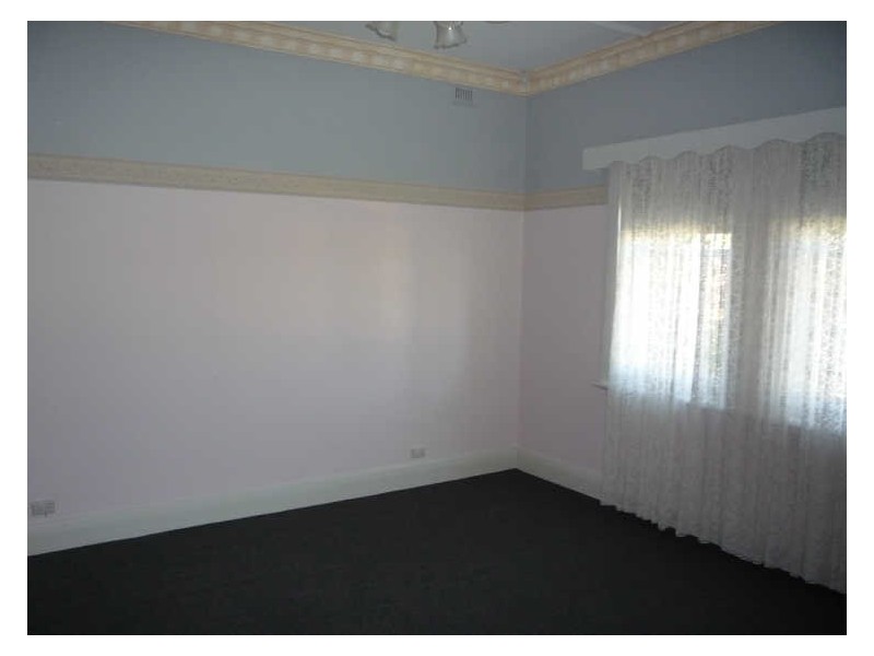 29 Naldera Avenue, Glandore SA 5037