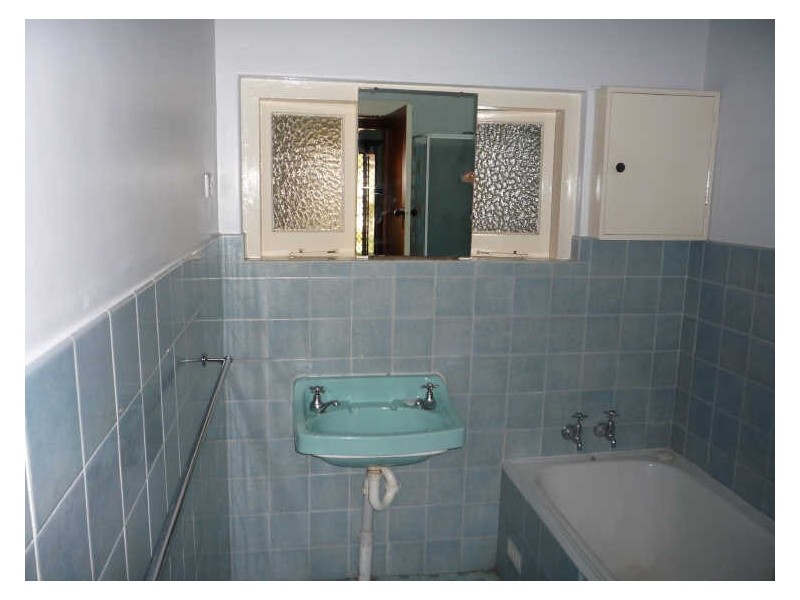 29 Naldera Avenue, Glandore SA 5037