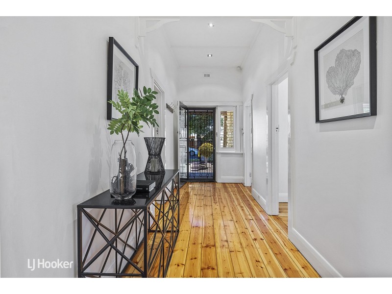 2 Corinda Avenue, Kensington Park SA 5068