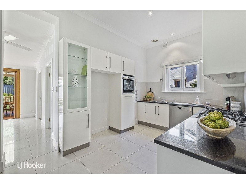 2 Corinda Avenue, Kensington Park SA 5068