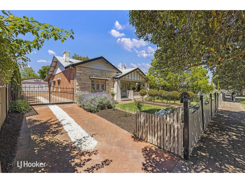 2 Corinda Avenue, Kensington Park SA 5068