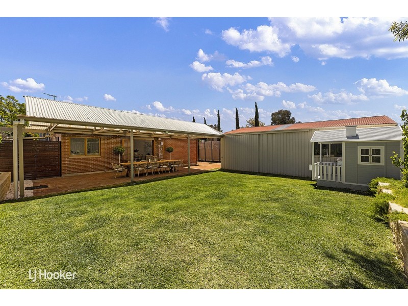 2 Corinda Avenue, Kensington Park SA 5068