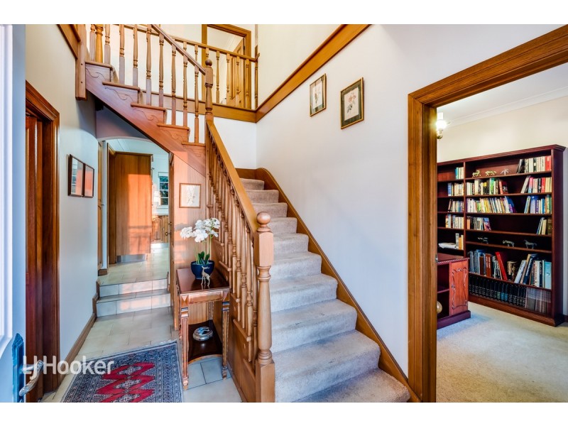 6 Waratah Way, Stonyfell SA 5066