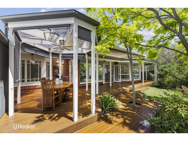 1 Lindsay Avenue, Myrtle Bank SA 5064