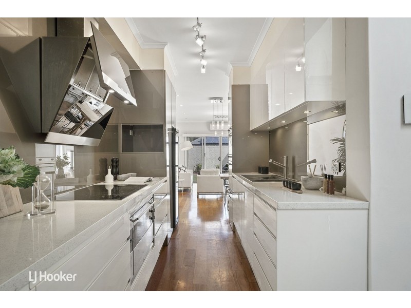 25 Vincent Place, Adelaide SA 5000