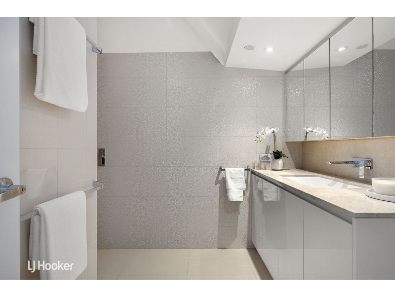 25 Vincent Place, Adelaide SA 5000