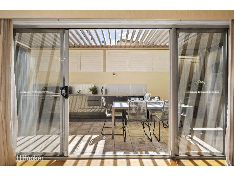25 Vincent Place, Adelaide SA 5000