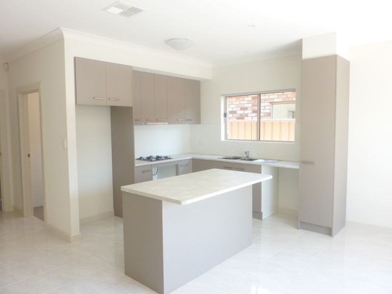 4b Karyn Avenue, Campbelltown SA 5074